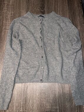 Women's Gray Button-Front Cropped Sweater